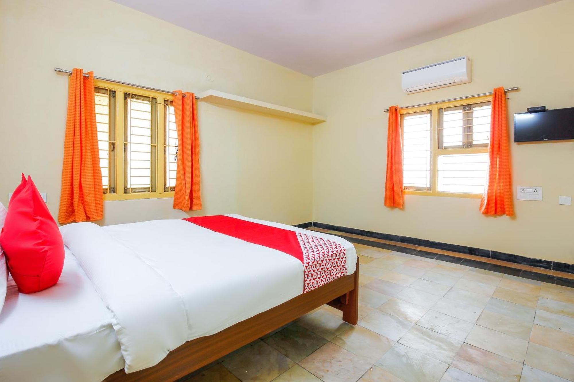 Hotel O Sai Residency Near Sr Nagar Metro Station Hyderabad Eksteriør bilde