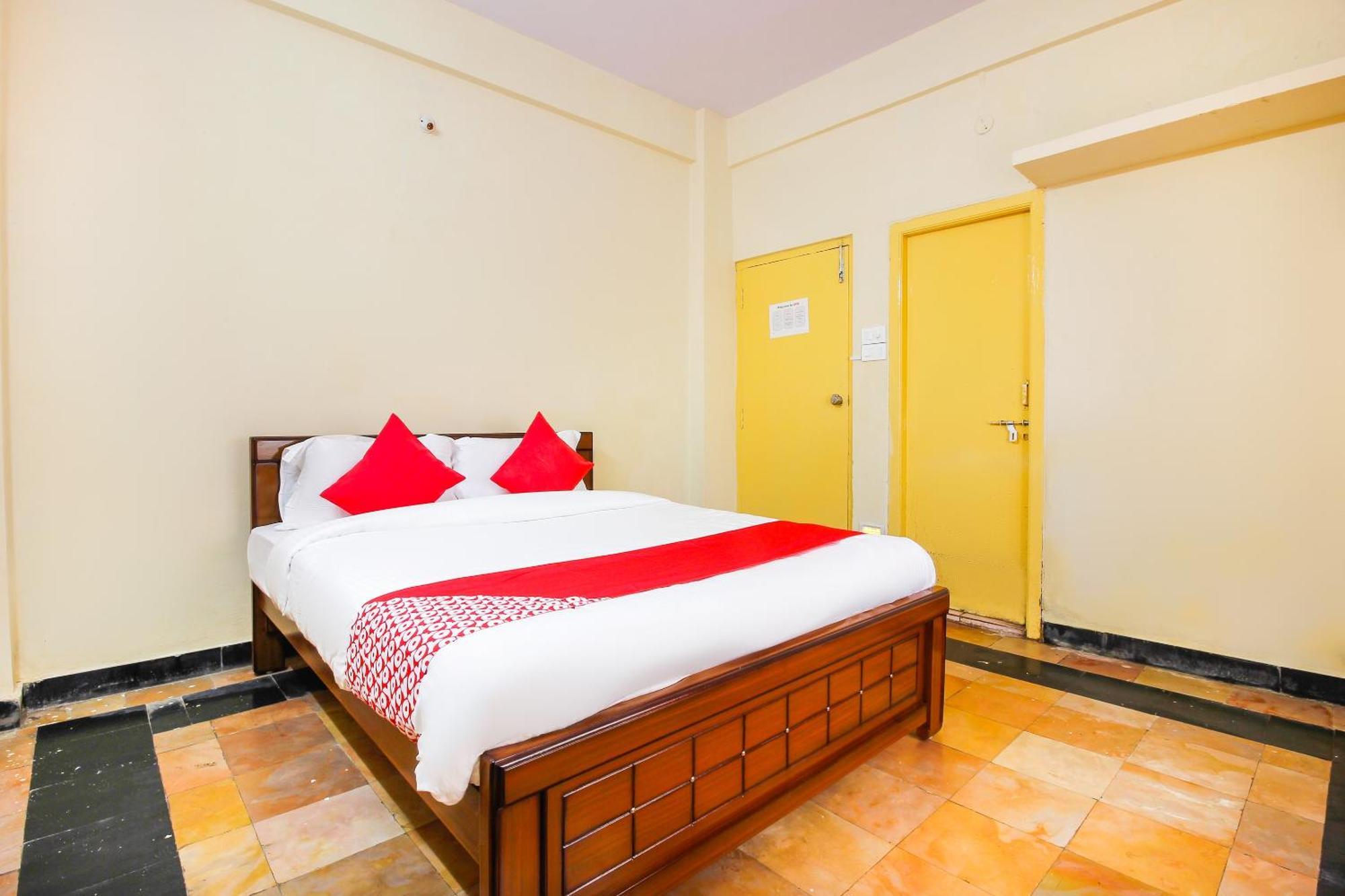 Hotel O Sai Residency Near Sr Nagar Metro Station Hyderabad Eksteriør bilde